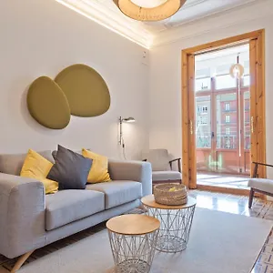central-apartments-barcelona.topbarcelonahotels.com/